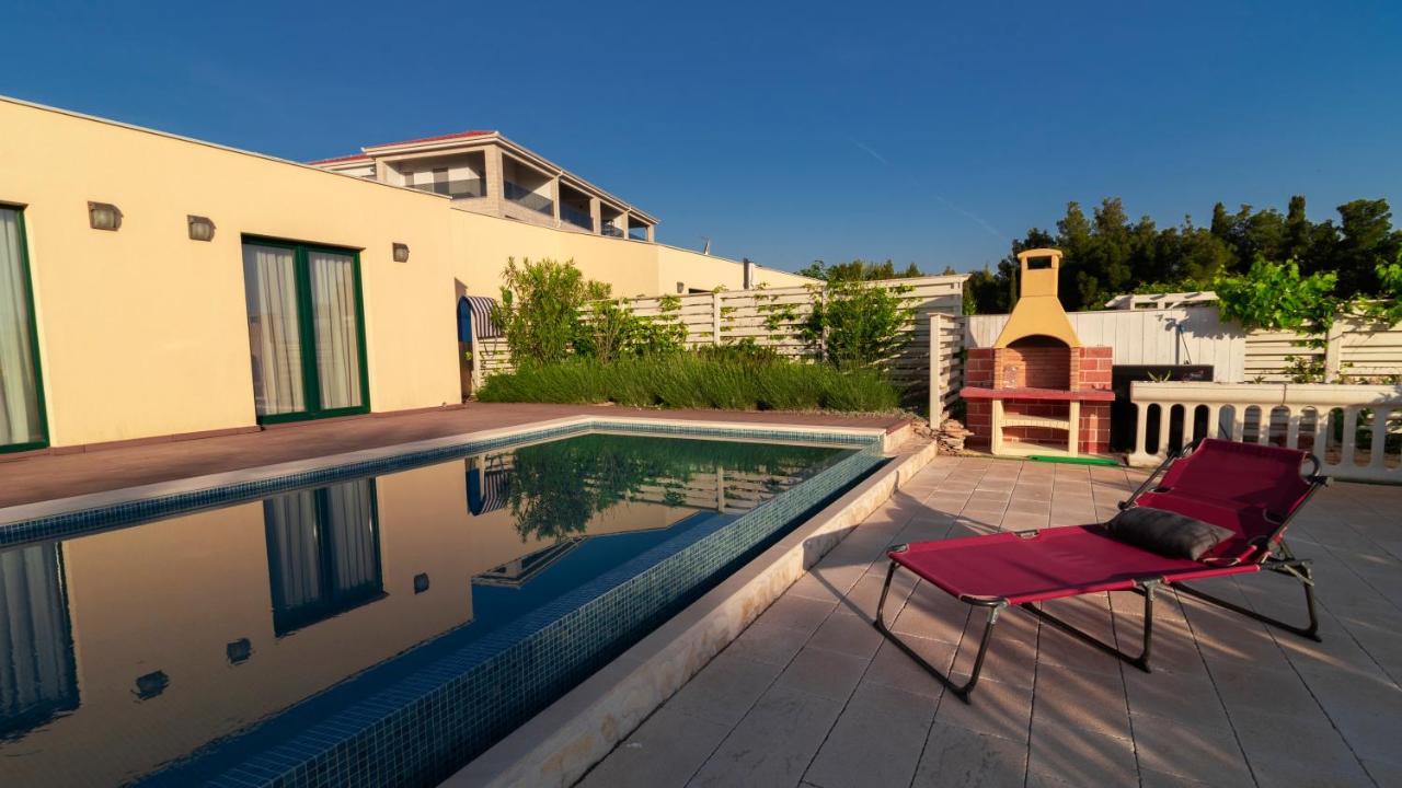 Sea Cats' Villas 수티반 외부 사진